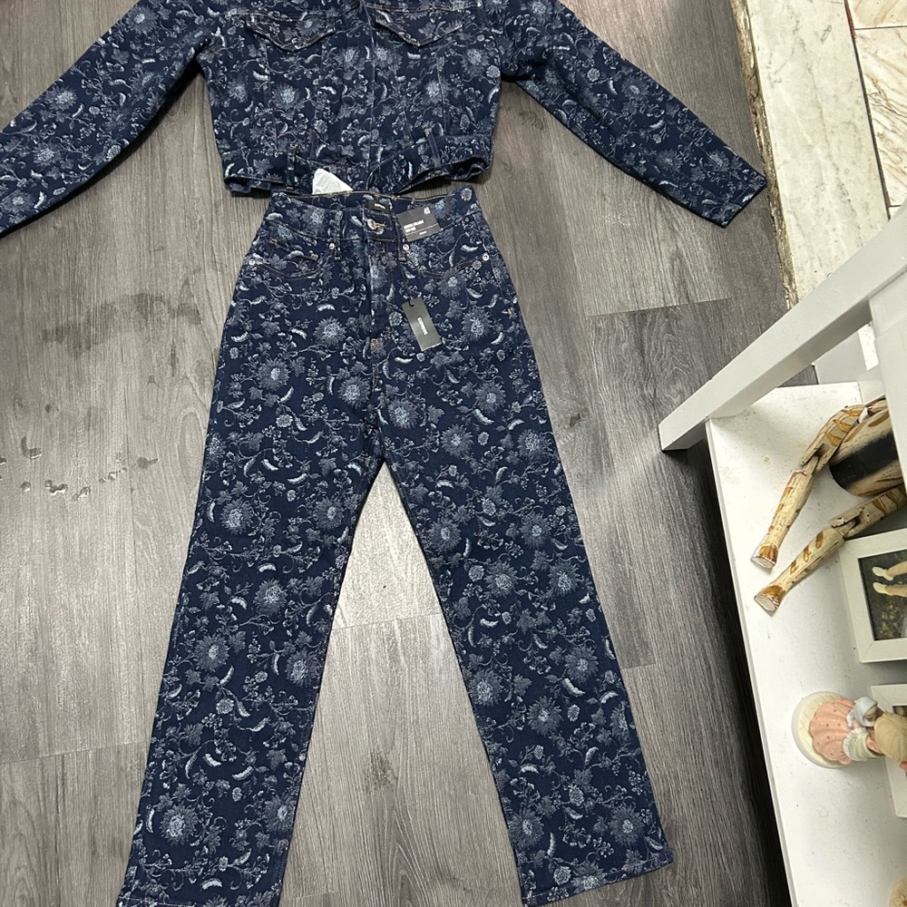 Express Blue Patterned Jean Jacket - Picture 5 of 9